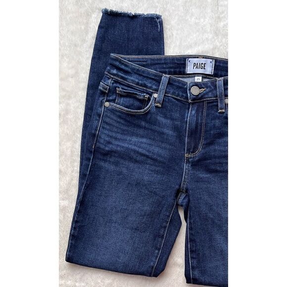 Paige Verdugo Ankle Distressed in Darton, Size 25 - Picture 4 of 16